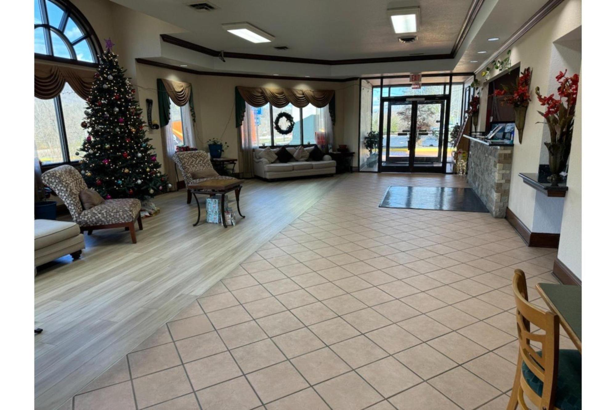 Quality Inn Harriman Exterior photo