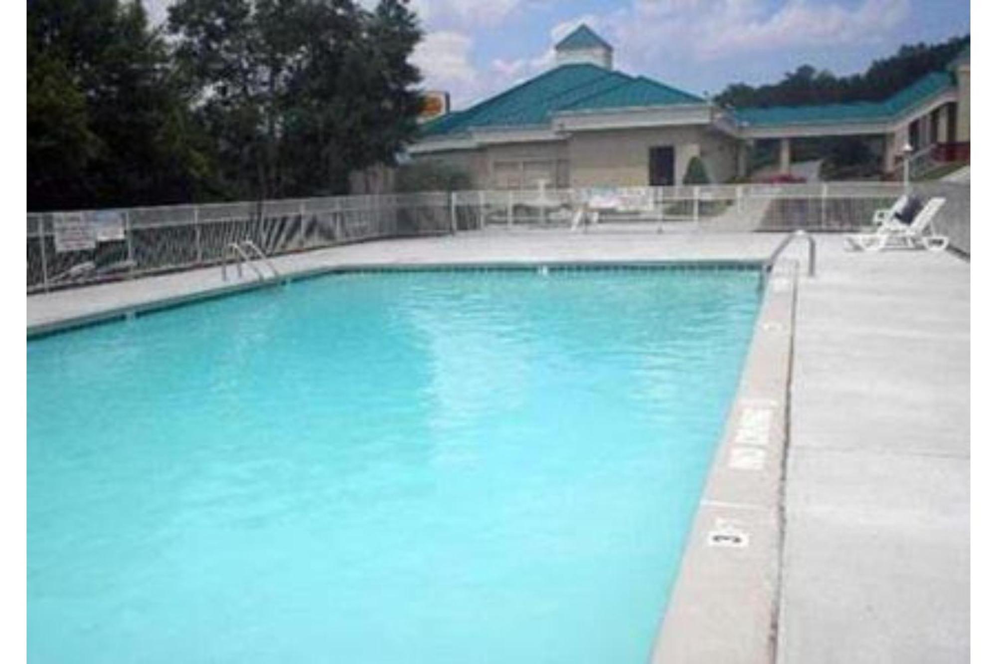 Quality Inn Harriman Exterior photo