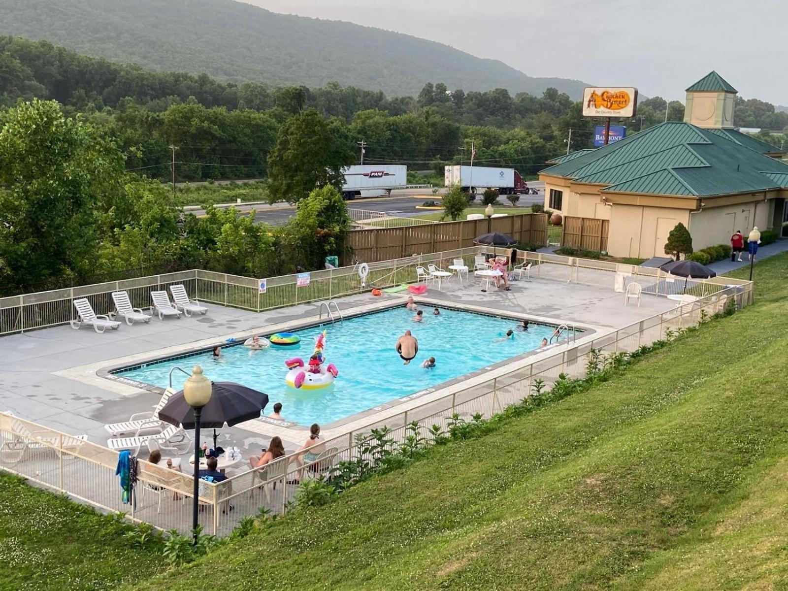 Quality Inn Harriman Exterior photo