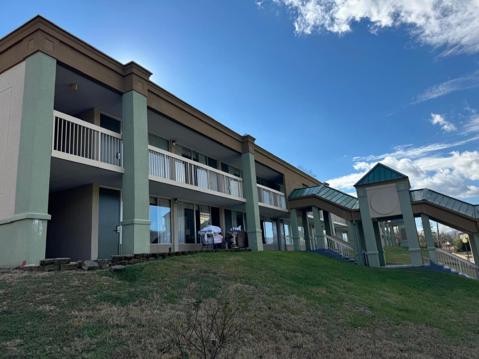Quality Inn Harriman Exterior photo