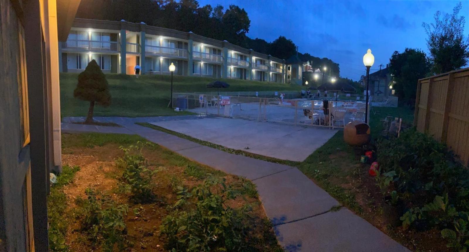 Quality Inn Harriman Exterior photo