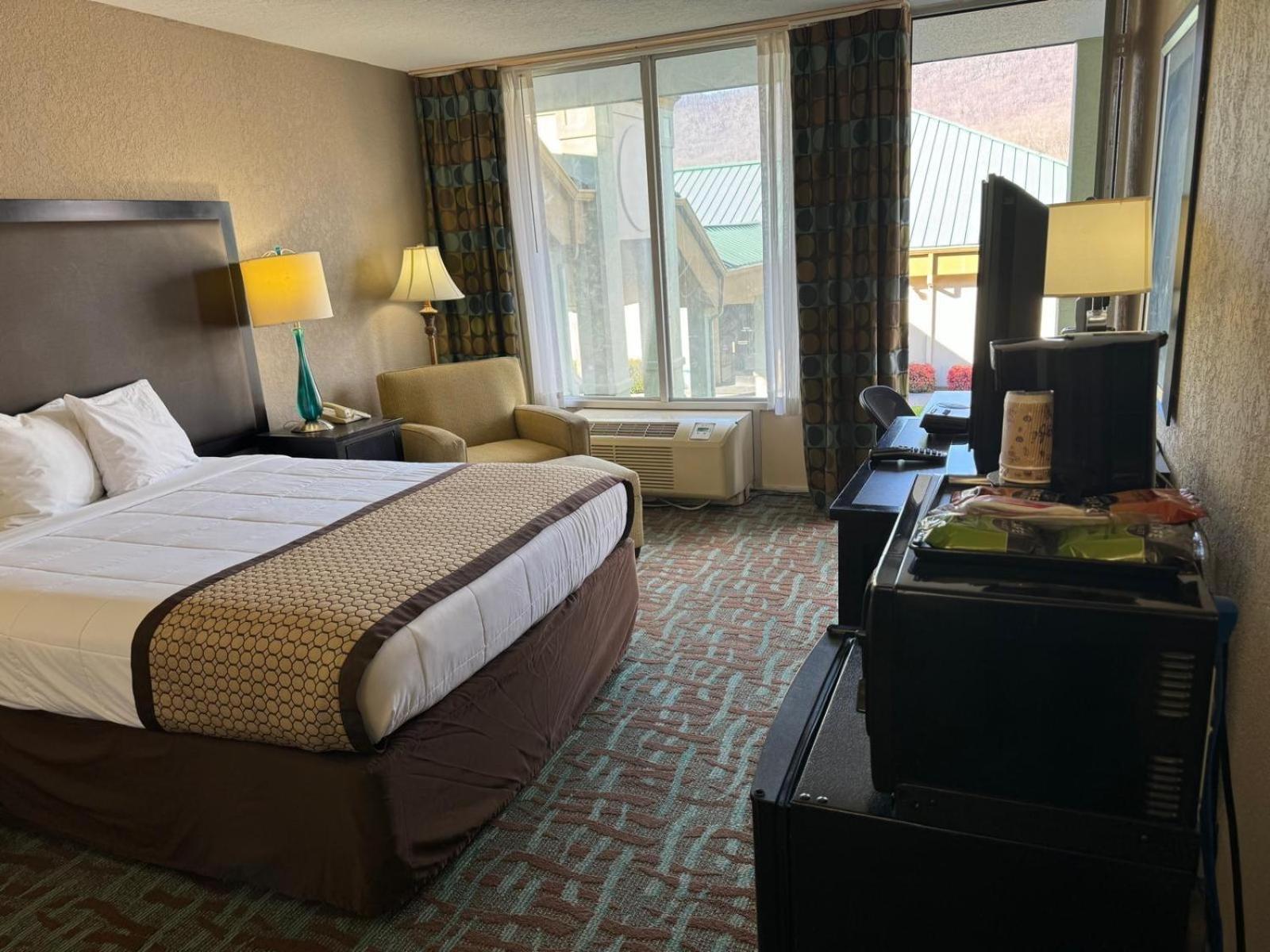 Quality Inn Harriman Exterior photo